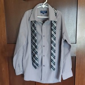 Grey dress shirt with tie